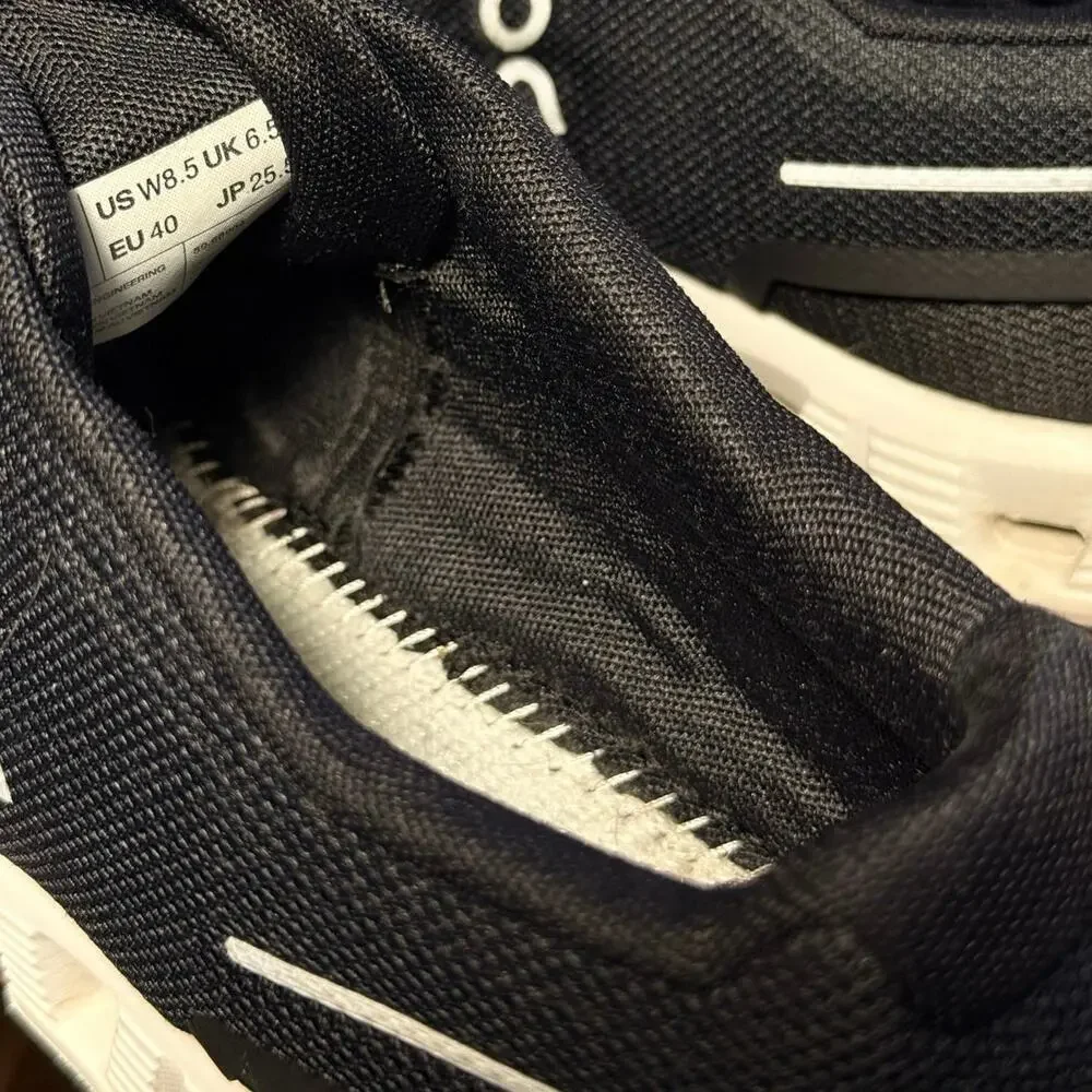 On Running Cloud 5 Shoes Women 8.5 Black White Sneakers NO INSOLES AS IS
